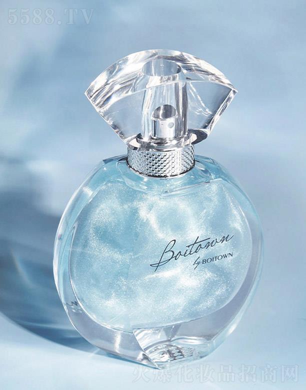 ��ϣ�裨�Ϻ�����(gu��)�H�Q(m��o)�����޹�˾����ϣ��O��֮��Ůʿ��ˮ