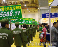 ��܊�F�L(f��ng)��ͬ�ۡ��R�ąf(xi��)��������